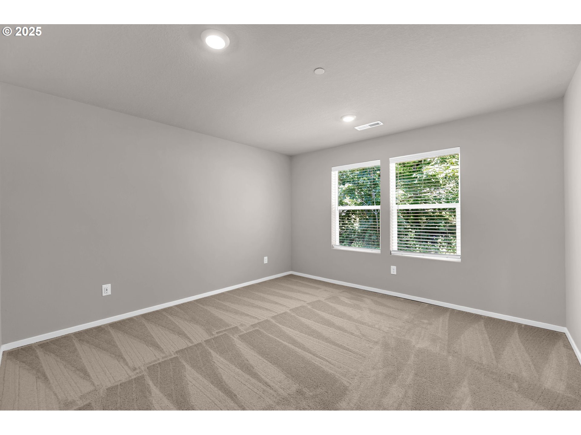9442 North Chestnut Street Camas, WA 98607 - Photo 25 of 47 Primary Bedroom