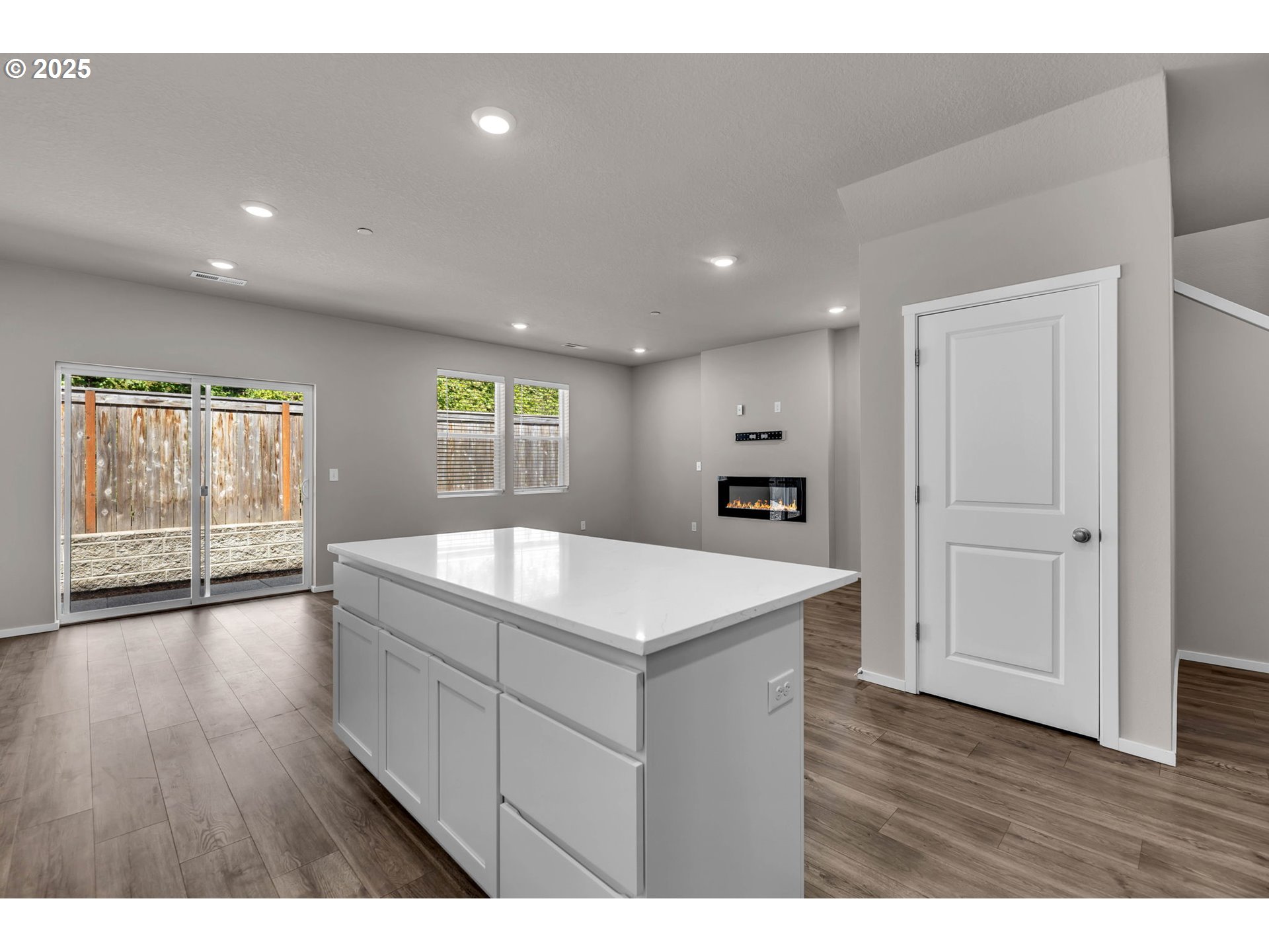 9442 North Chestnut Street Camas, WA 98607 - Photo 9 of 47 Kitchen