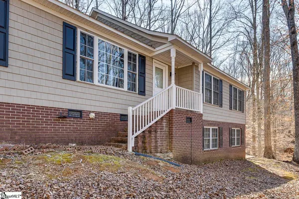 $389,999 | 189 Fond Du Lac Drive, Central, SC 29630