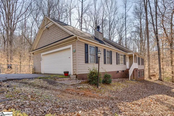 $389,999 | 189 Fond Du Lac Drive, Central, SC 29630