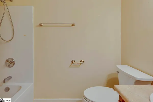 $389,999 | 189 Fond Du Lac Drive, Central, SC 29630