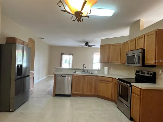 $2,000 | 2761 Shady Avenue, North Port, FL 34286