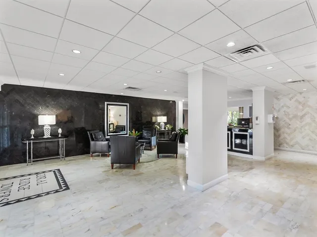 $310,000 | 3233 Northeast 34th Street, Unit 1712, Fort Lauderdale, FL 33308