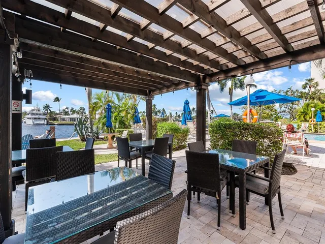 $310,000 | 3233 Northeast 34th Street, Unit 1712, Fort Lauderdale, FL 33308