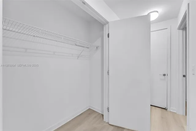 $3,250 | 999 Southwest 1st Avenue, Unit 2801, Miami, FL 33130