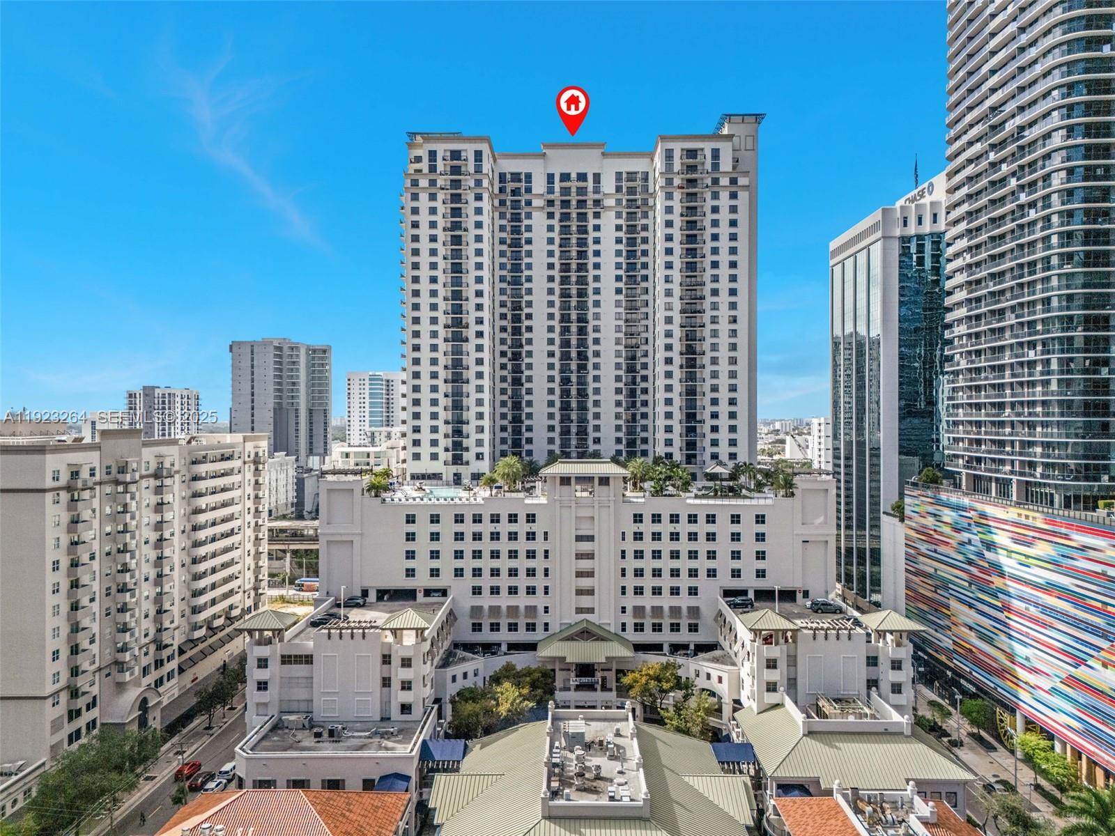 999 Southwest 1st Avenue, Unit 2801 Miami, FL 33130 - Photo 16 of 42 a city view with tall buildings