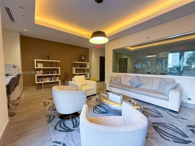 $3,250 | 999 Southwest 1st Avenue, Unit 2801, Miami, FL 33130