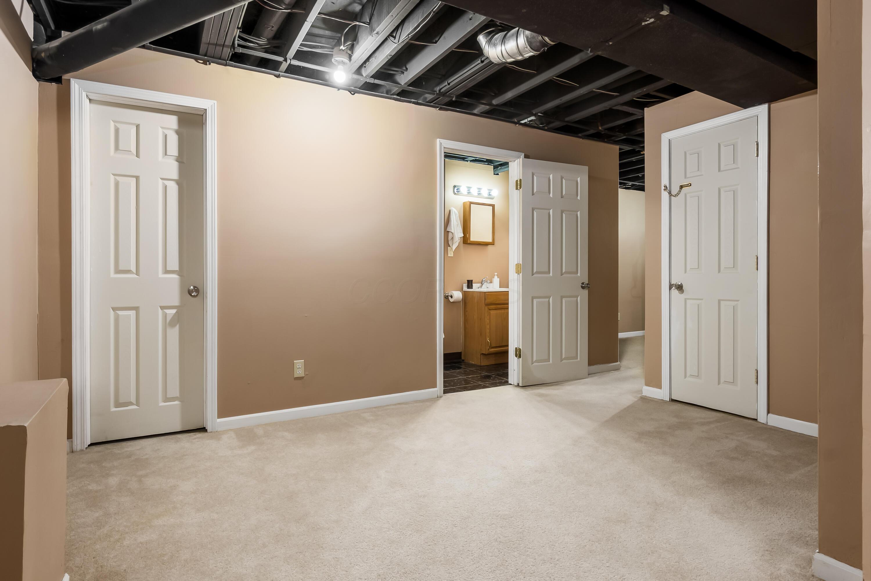 5839 Castleknock Road Dublin, OH 43016 - Photo 42 of 47 i_5839_Castleknock_096
