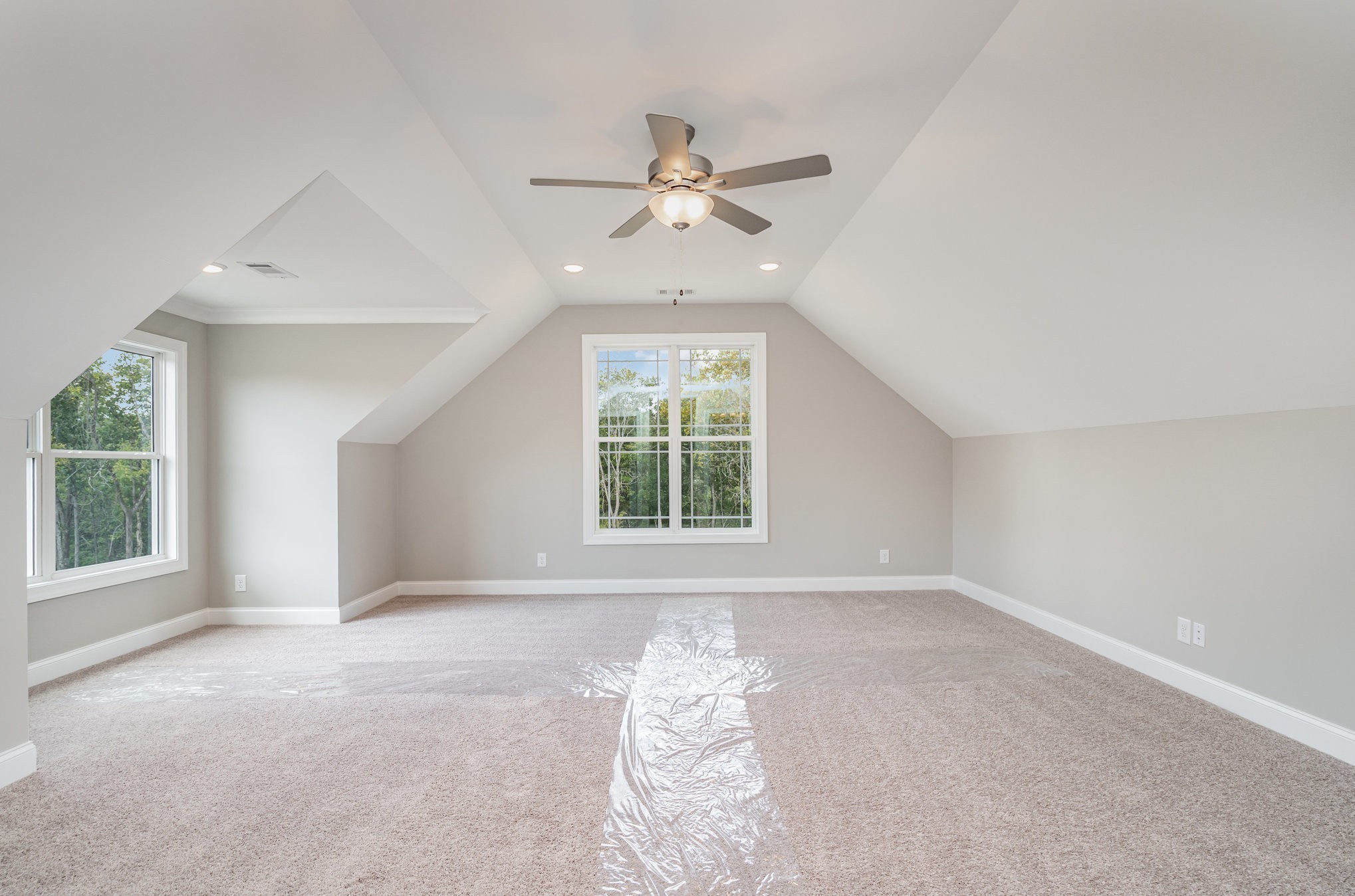 1815 Sulphur College Road Hartsville, TN 37074 - Photo 28 of 36 a view of an empty room with a window