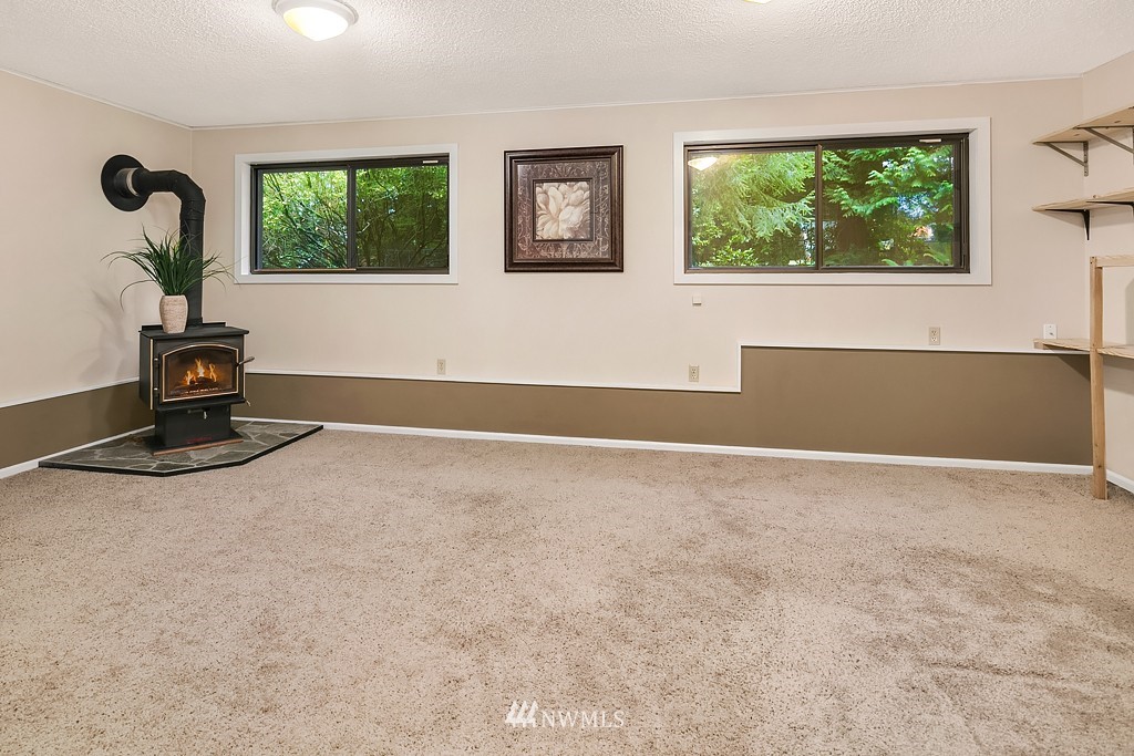 5513 227th Street Southeast Bothell, WA 98021 - Photo 12 of 16