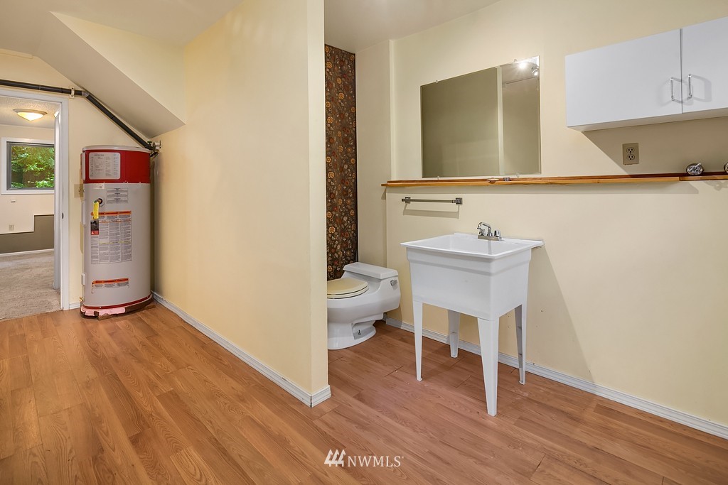 5513 227th Street Southeast Bothell, WA 98021 - Photo 13 of 16