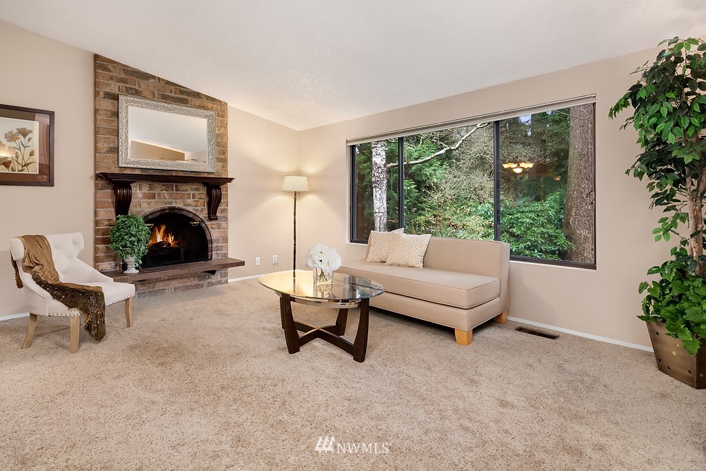 5513 227th Street Southeast Bothell, WA 98021 - Photo 4 of 16