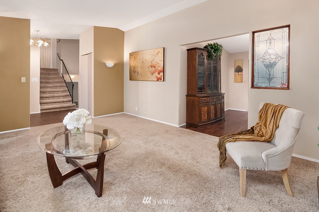 5513 227th Street Southeast Bothell, WA 98021 - Photo 5 of 16