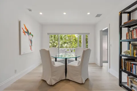 $2,300,000 | 300 South Ocean Boulevard, Unit 3G, Palm Beach, FL 33480