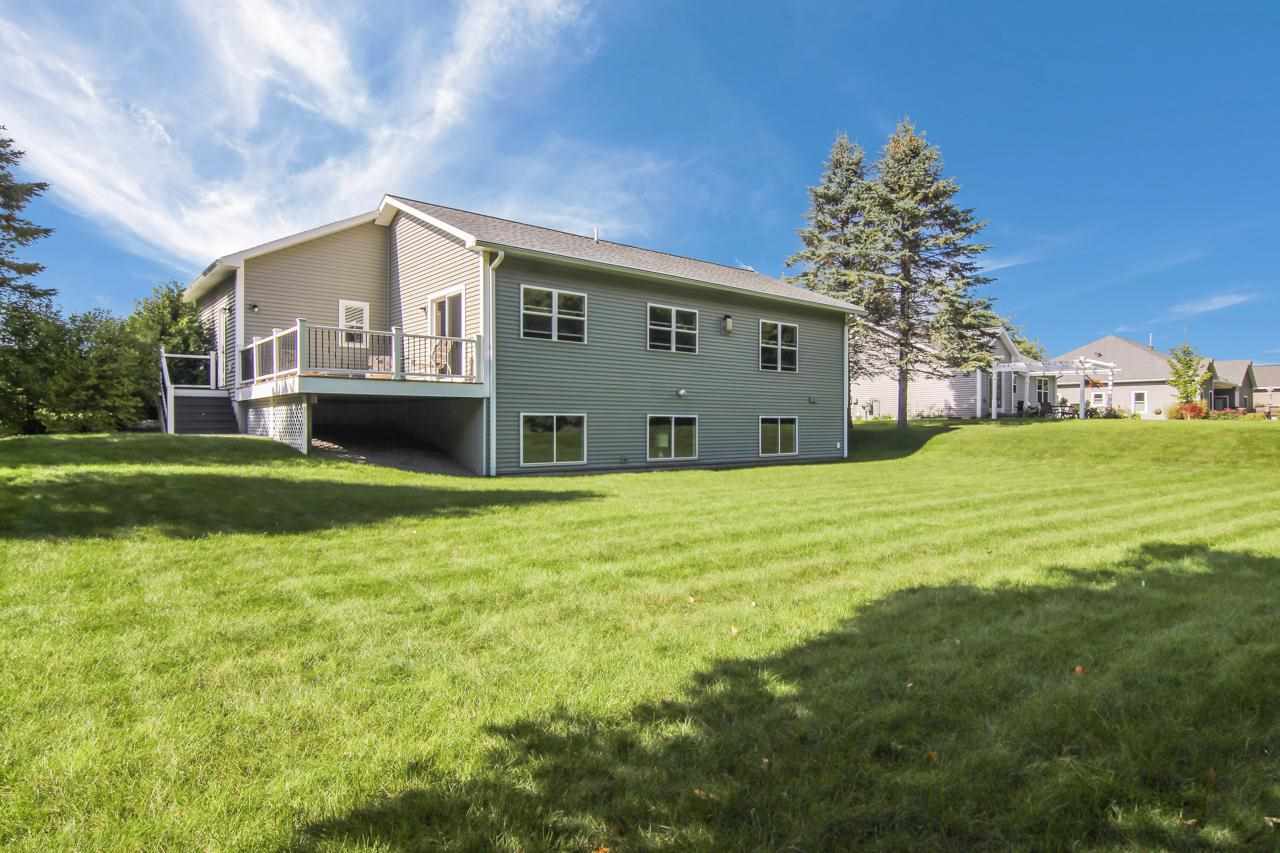 1159 South Ridge Court Traverse City, MI 49696 - Photo 5 of 31 1893276-4.JPG