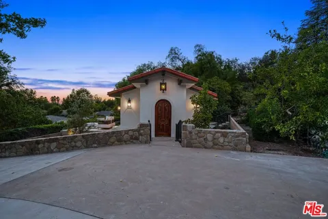 $4,475,000 | 431 Montana Circle, Ojai, CA 93023