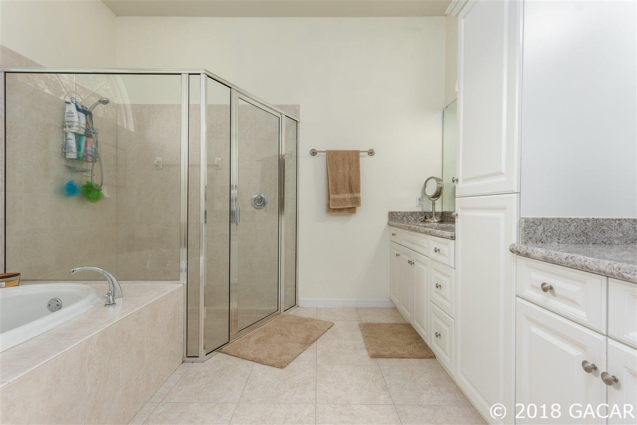 8360 Southwest 11th Lane Gainesville, FL 32607 - Photo 5 of 27 Gallery Image 5