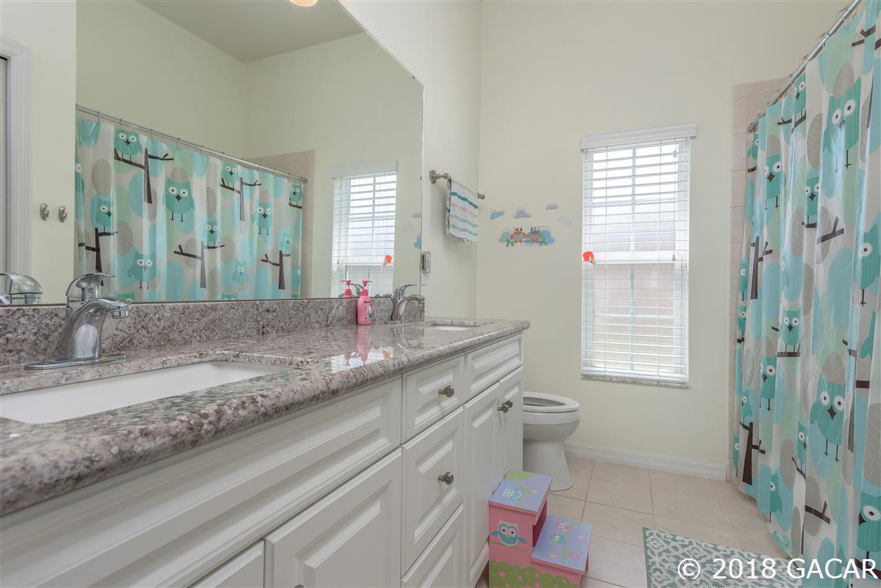 8360 Southwest 11th Lane Gainesville, FL 32607 - Photo 8 of 27 Gallery Image 8