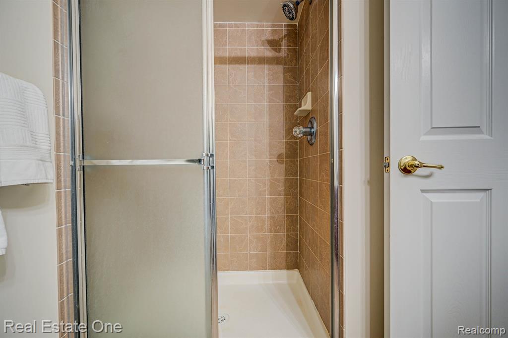 3578 Oakmonte Boulevard, Unit 96 Rochester, MI 48306 - Photo 29 of 47