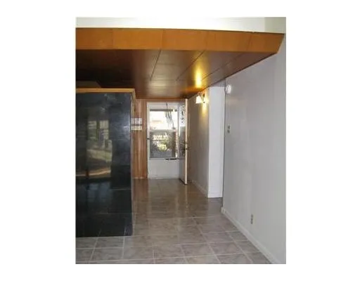 a picture of a room