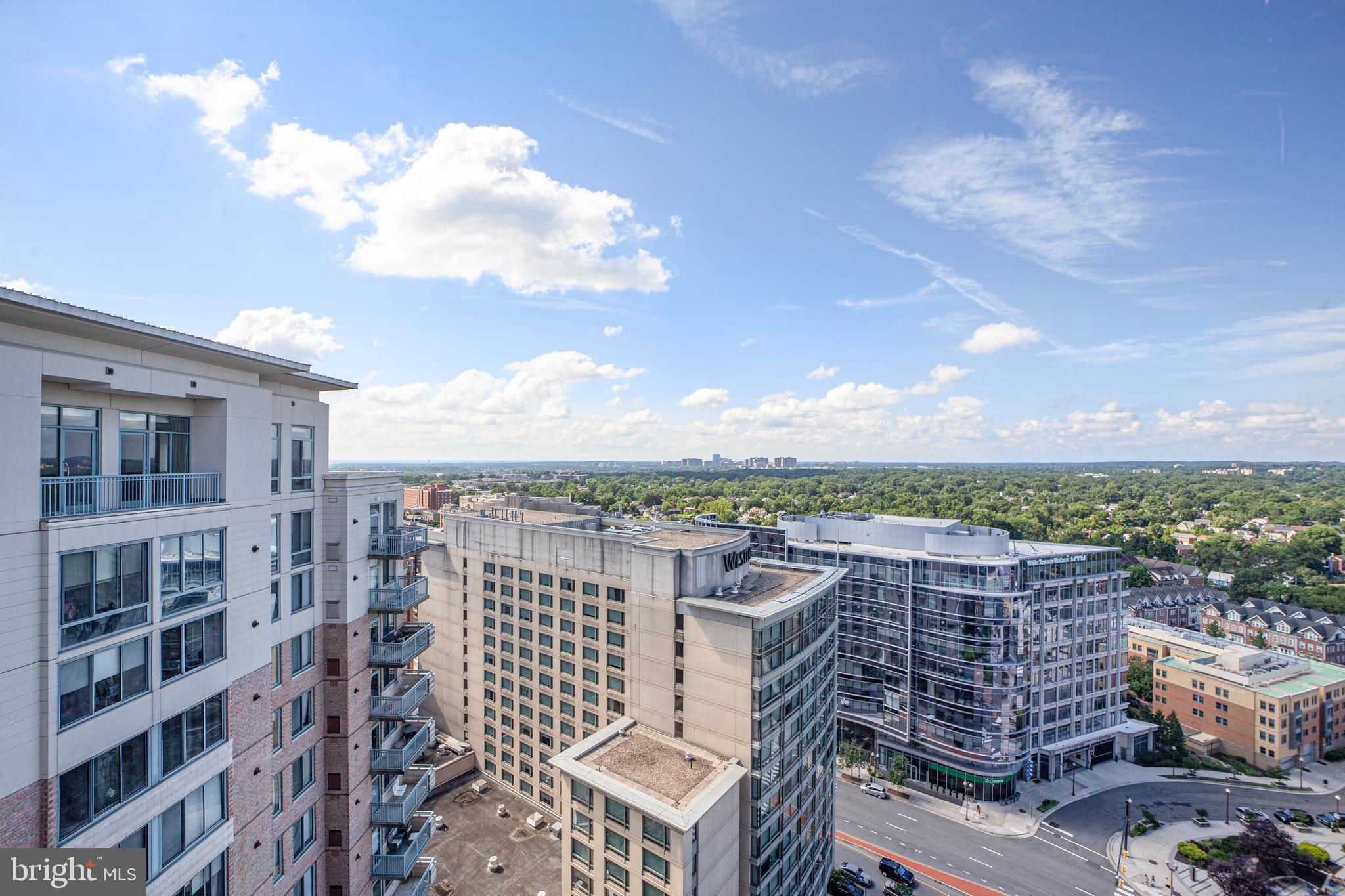 851 North Glebe Road, Unit 1608 Arlington, VA 22203 - Photo 21 of 24 a city view with tall buildings