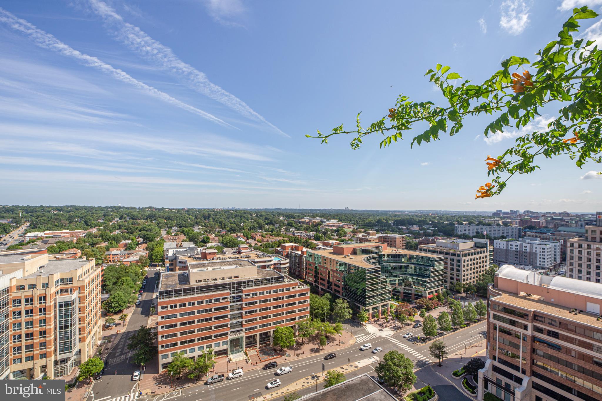851 North Glebe Road, Unit 1608 Arlington, VA 22203 - Photo 22 of 24 an aerial view of a city