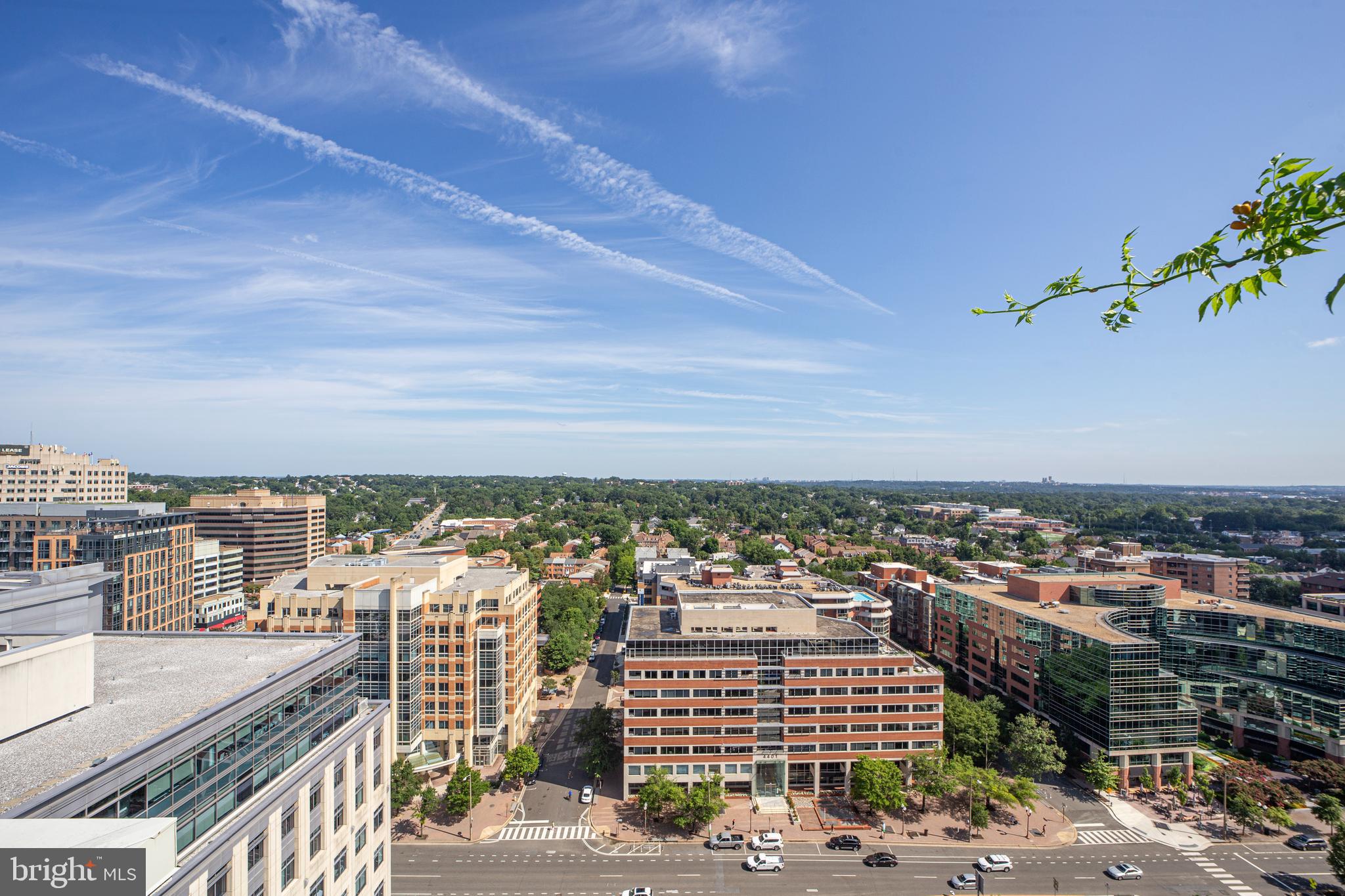 851 North Glebe Road, Unit 1608 Arlington, VA 22203 - Photo 23 of 24 an aerial view of city