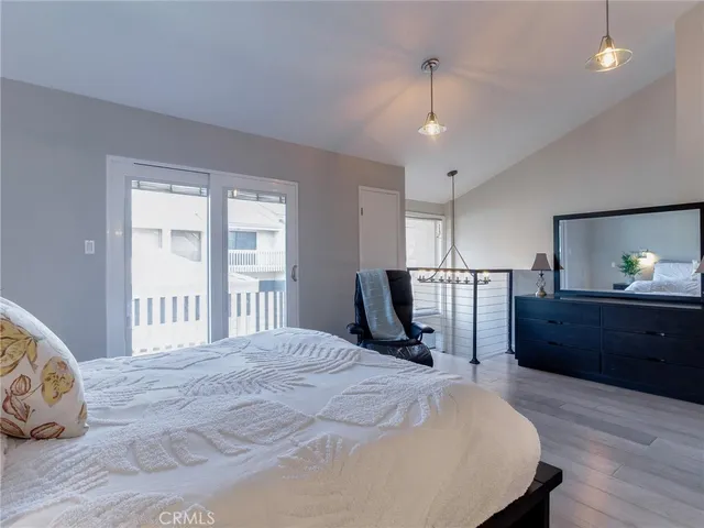 $725,000 | 2298 Rose Avenue, Unit 110, Signal Hill, CA 90755