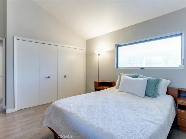 $725,000 | 2298 Rose Avenue, Unit 110, Signal Hill, CA 90755