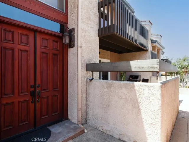 $725,000 | 2298 Rose Avenue, Unit 110, Signal Hill, CA 90755