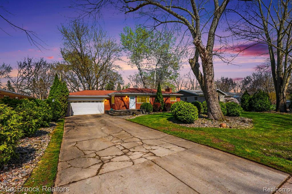 33711 Schneider Road Chesterfield, MI 48047 - Photo 28 of 33 Gallery Image 28