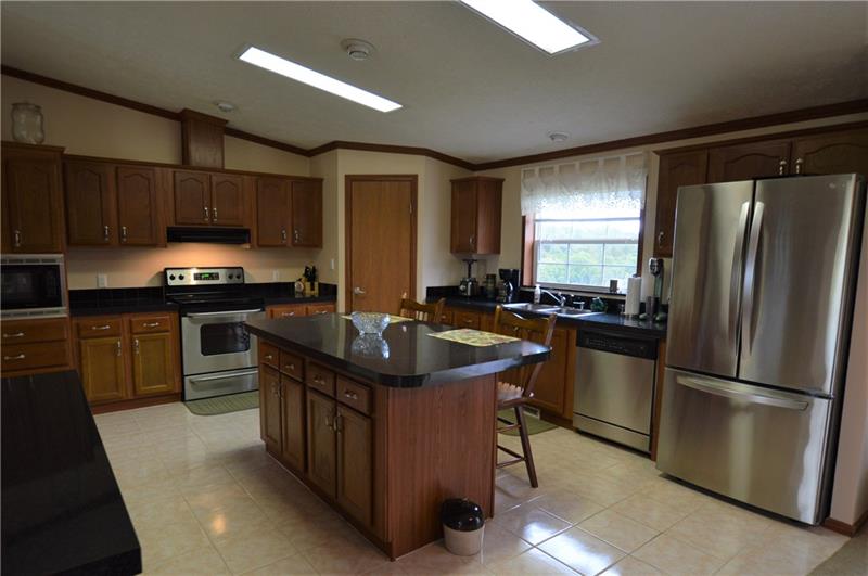256 Trayor Road Ruffs Dale, PA 15679 - Photo 5 of 17