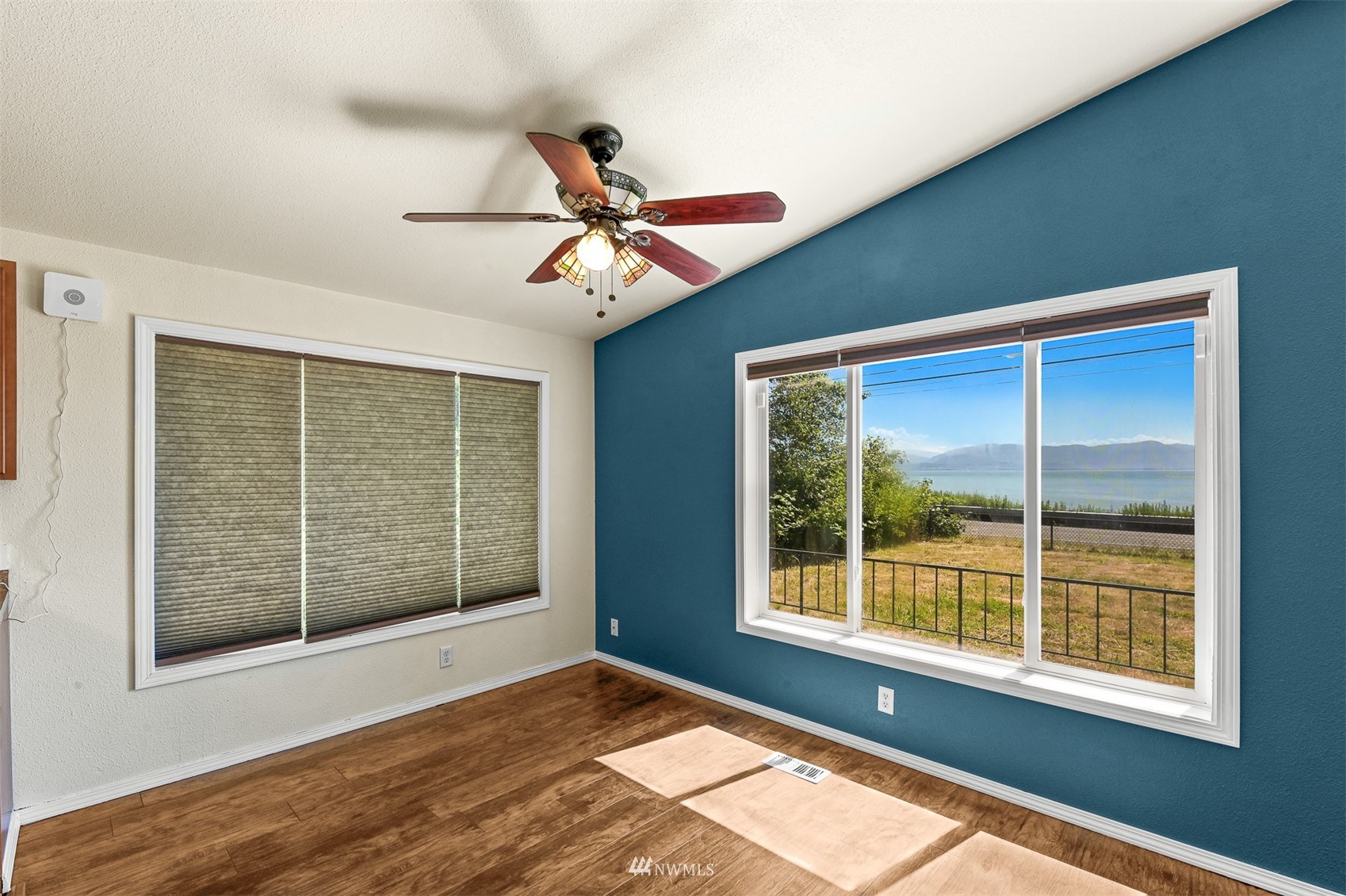 3053 Lummi Shore Road Bellingham, WA 98226 - Photo 10 of 37 a view of an empty room with a window
