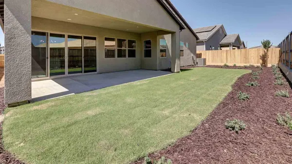 $733,650 | 935 Talus Way, Madera, CA 93636