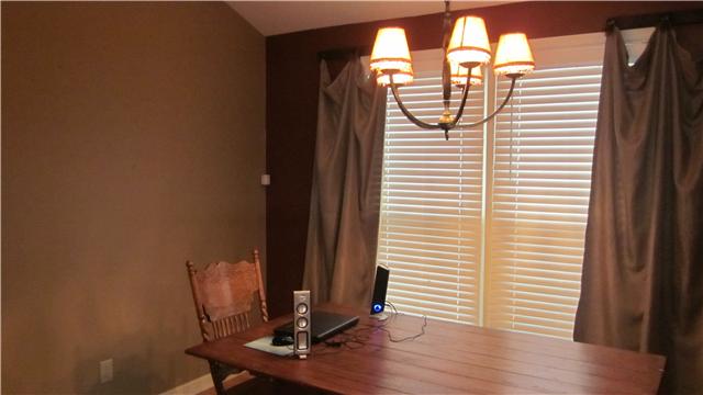 3351 East Rhett Butler Road Clarksville, TN 37042 - Photo 6 of 16 Dining room