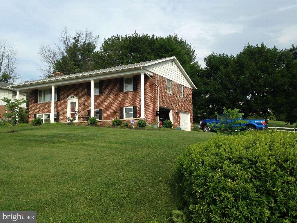 200 Margate Road York, PA 17408 - Photo 1 of 6