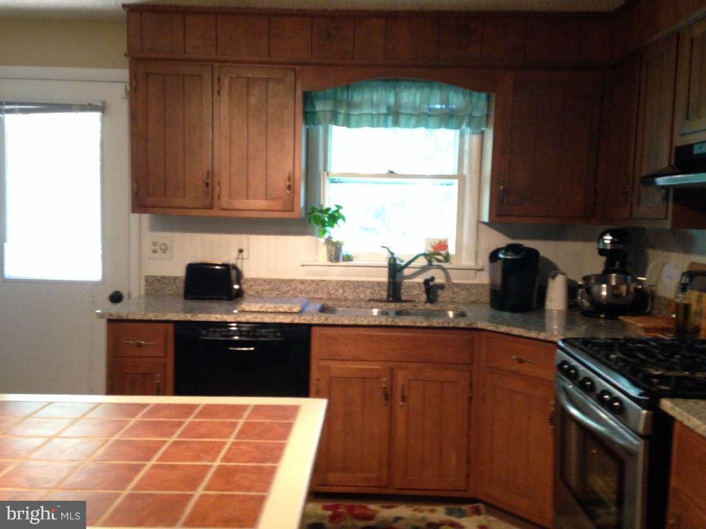 200 Margate Road York, PA 17408 - Photo 5 of 6