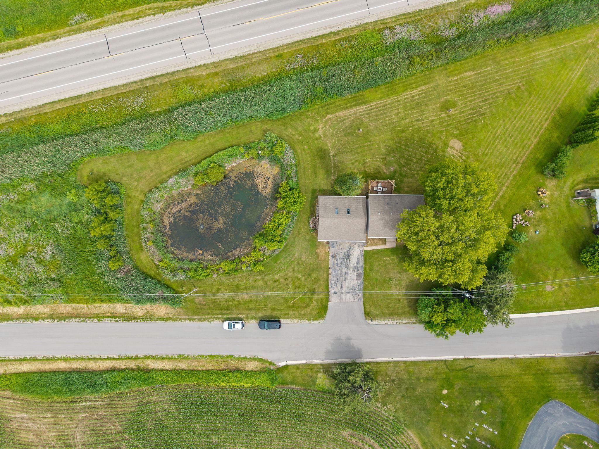 N2749 Evergreen Lane Appleton, WI 54913 - Photo 3 of 41