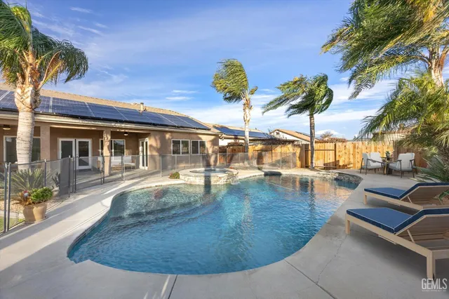 $555,000 | Undisclosed Address, Bakersfield, CA 93311