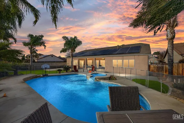 $555,000 | Undisclosed Address, Bakersfield, CA 93311