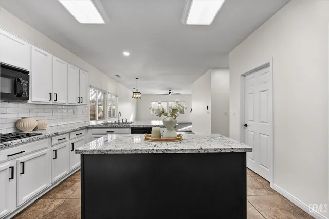 $555,000 | Undisclosed Address, Bakersfield, CA 93311