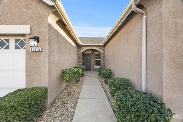 $555,000 | Undisclosed Address, Bakersfield, CA 93311