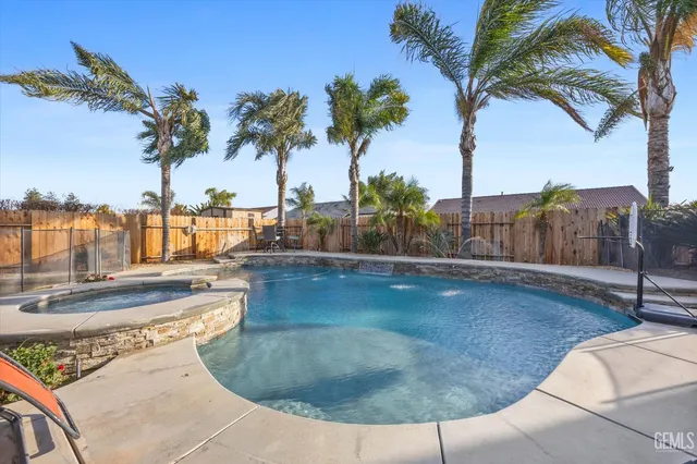 $555,000 | Undisclosed Address, Bakersfield, CA 93311