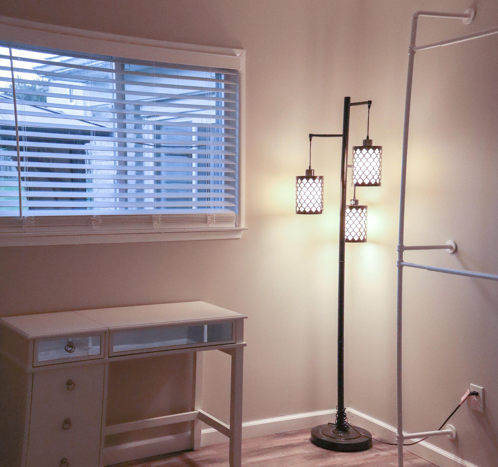 25199 Crisler Street Taylor, MI 48180 - Photo 16 of 28 IMG_1300