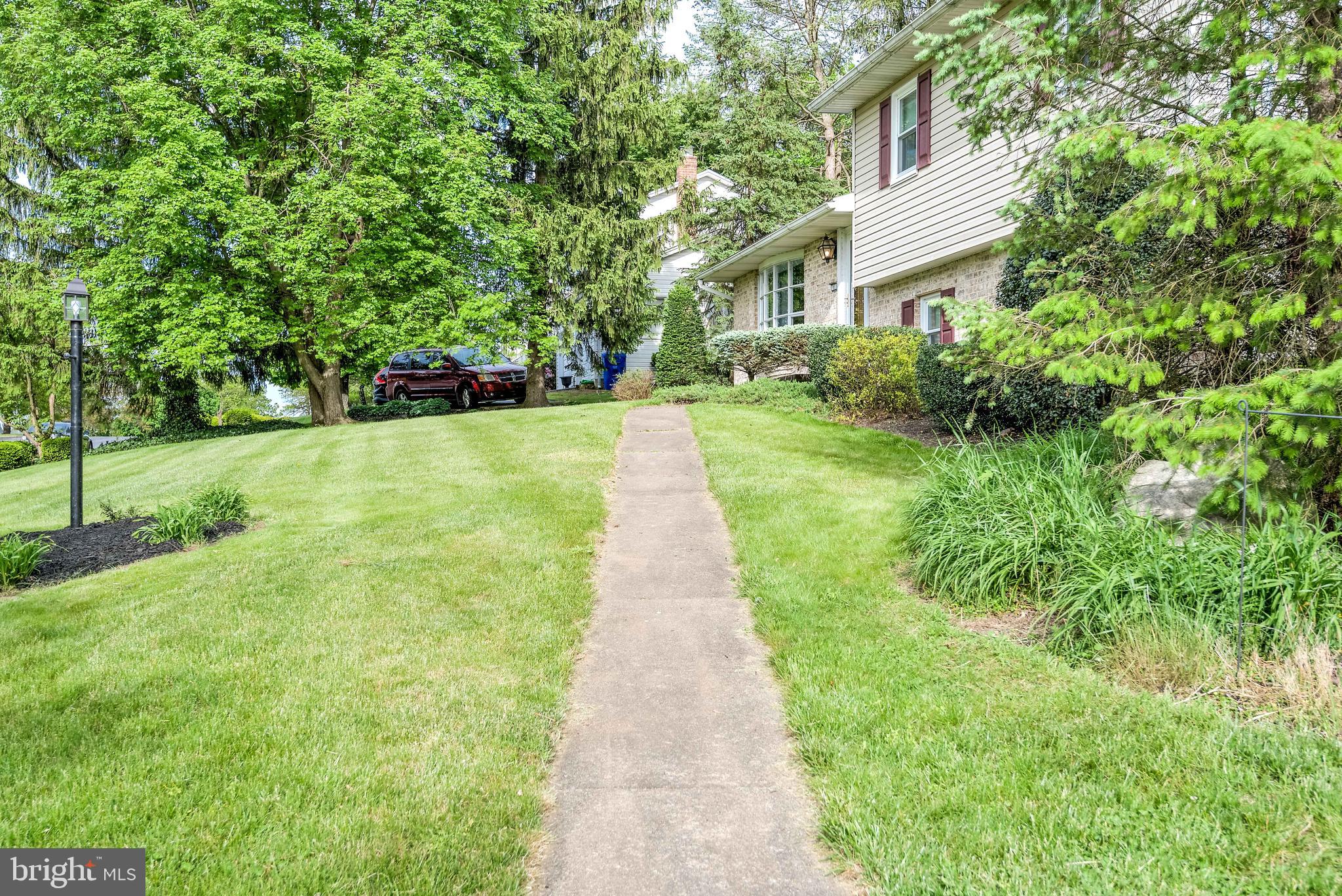 60 Moongale Drive Carlisle, PA 17013 - Photo 3 of 36