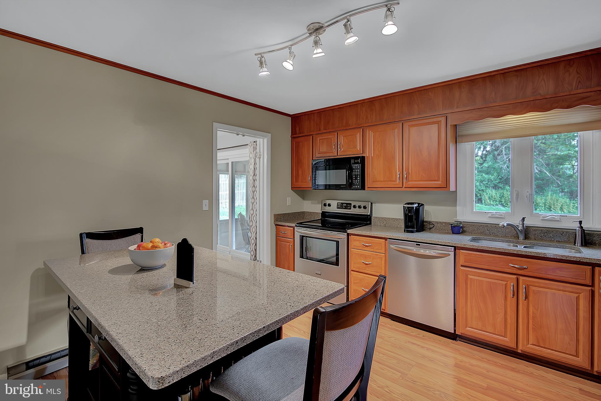 60 Moongale Drive Carlisle, PA 17013 - Photo 6 of 36