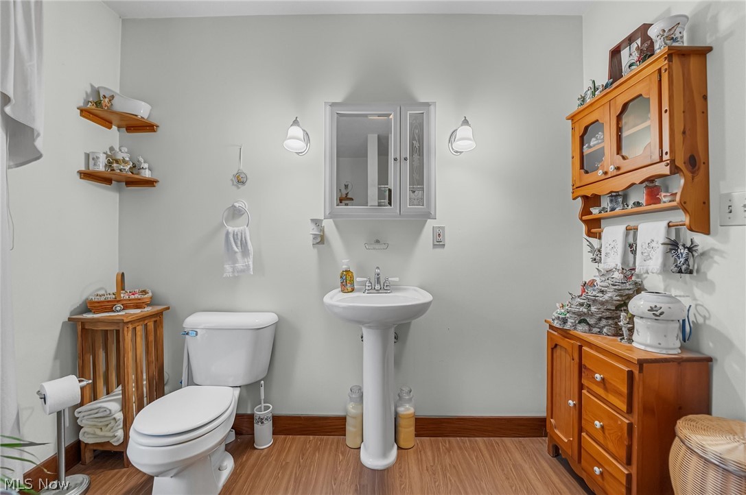 2129 Dock Road Madison, OH 44057 - Photo 39 of 41