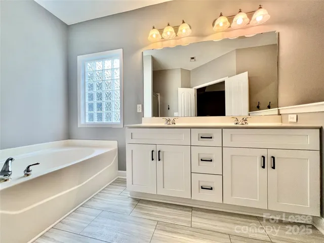 $2,800 | 8220 Brisbin Drive, Waxhaw, NC 28173