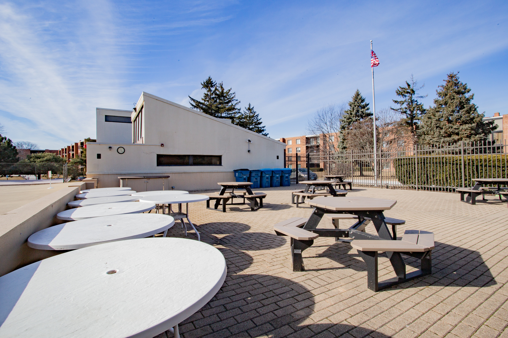 1615 East Central Road, Unit 218C Arlington Heights, IL 60005 - Photo 28 of 33