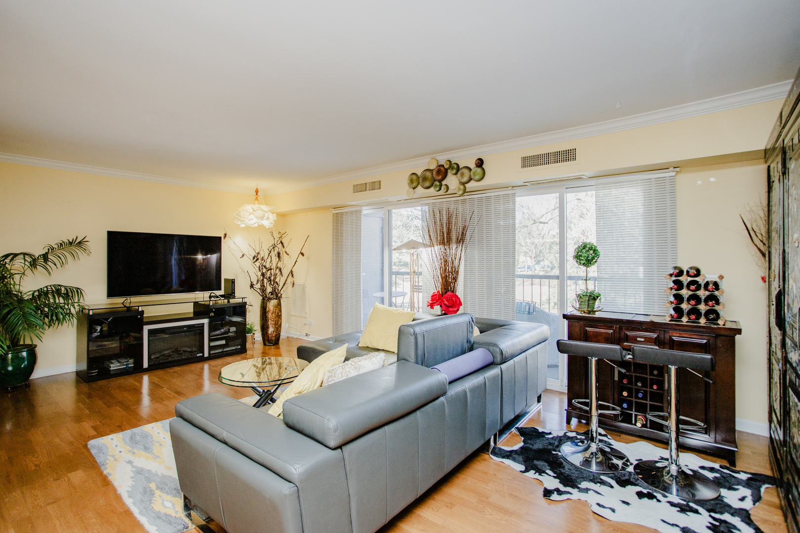 1615 East Central Road, Unit 218C Arlington Heights, IL 60005 - Photo 6 of 33